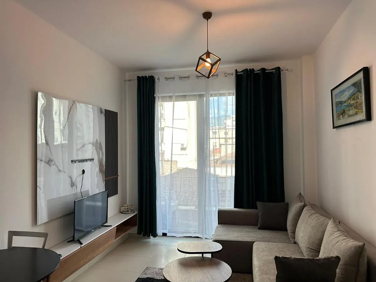 Apartamento Urban Oasis,15 Min Walk To Centr Tirana 0*,  Albania