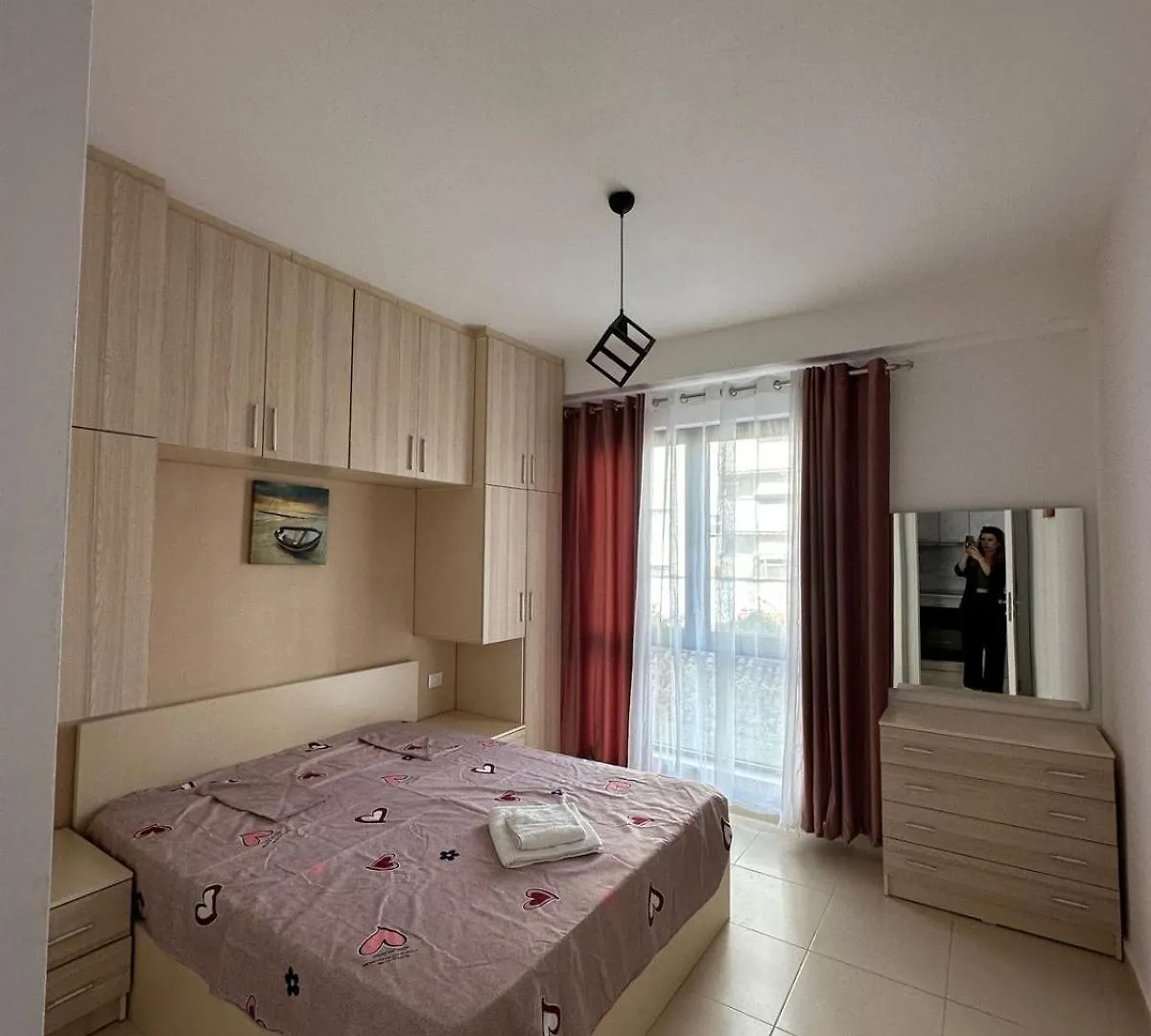 Apartamento Urban Oasis,15 Min Walk To Centr Tirana